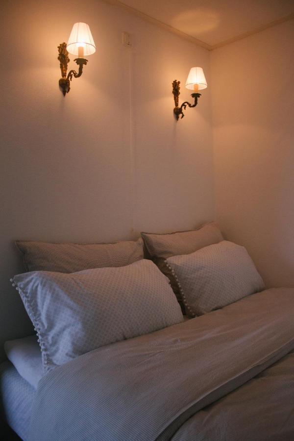 T'Hus Bed & Breakfast Katlijk Eksteriør bilde