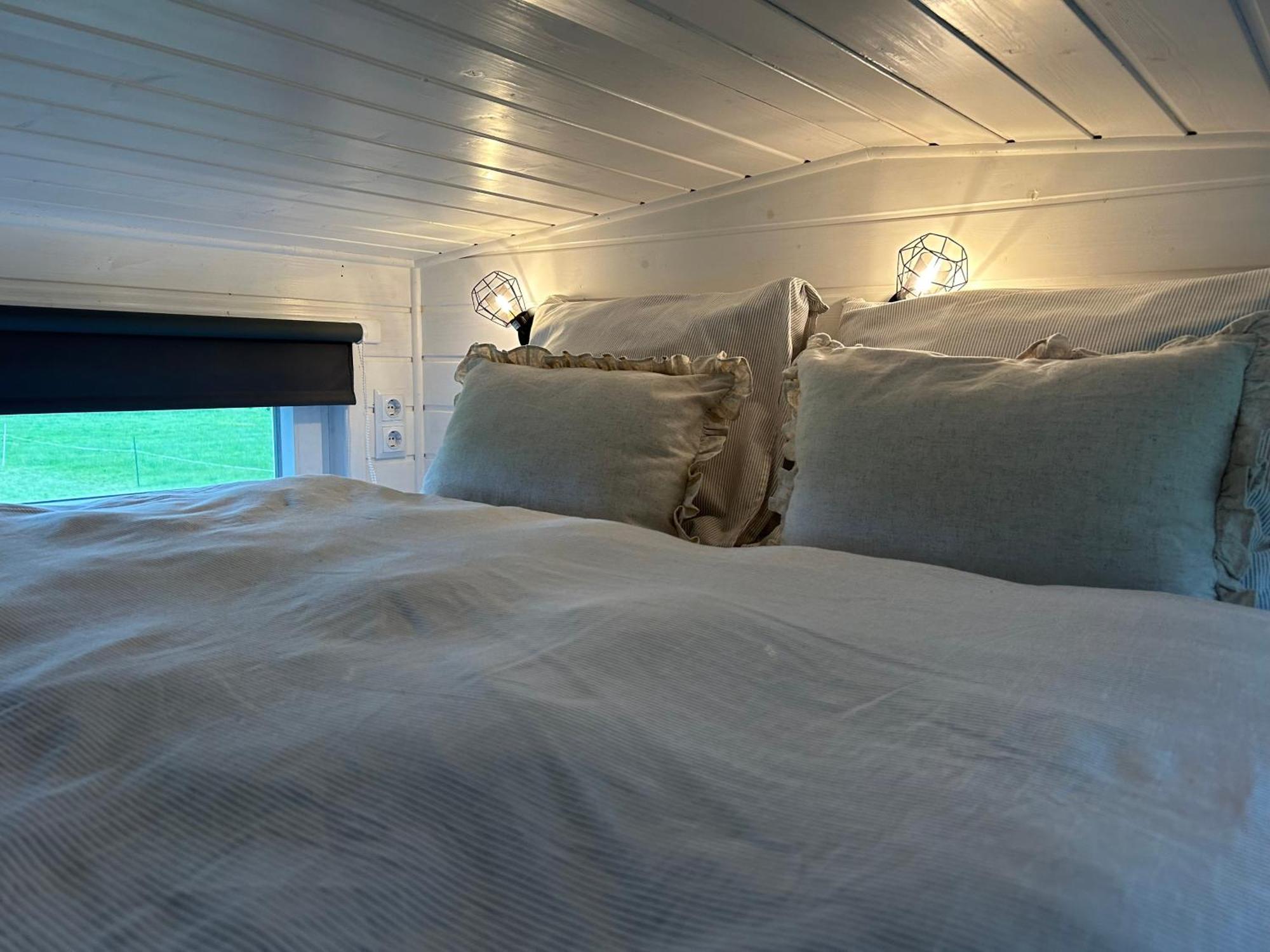 T'Hus Bed & Breakfast Katlijk Eksteriør bilde