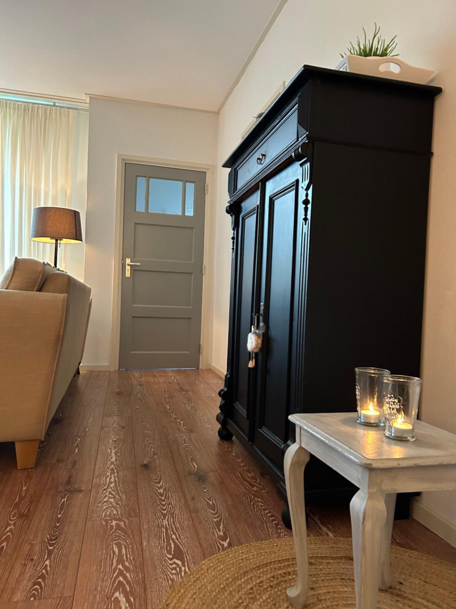 T'Hus Bed & Breakfast Katlijk Eksteriør bilde