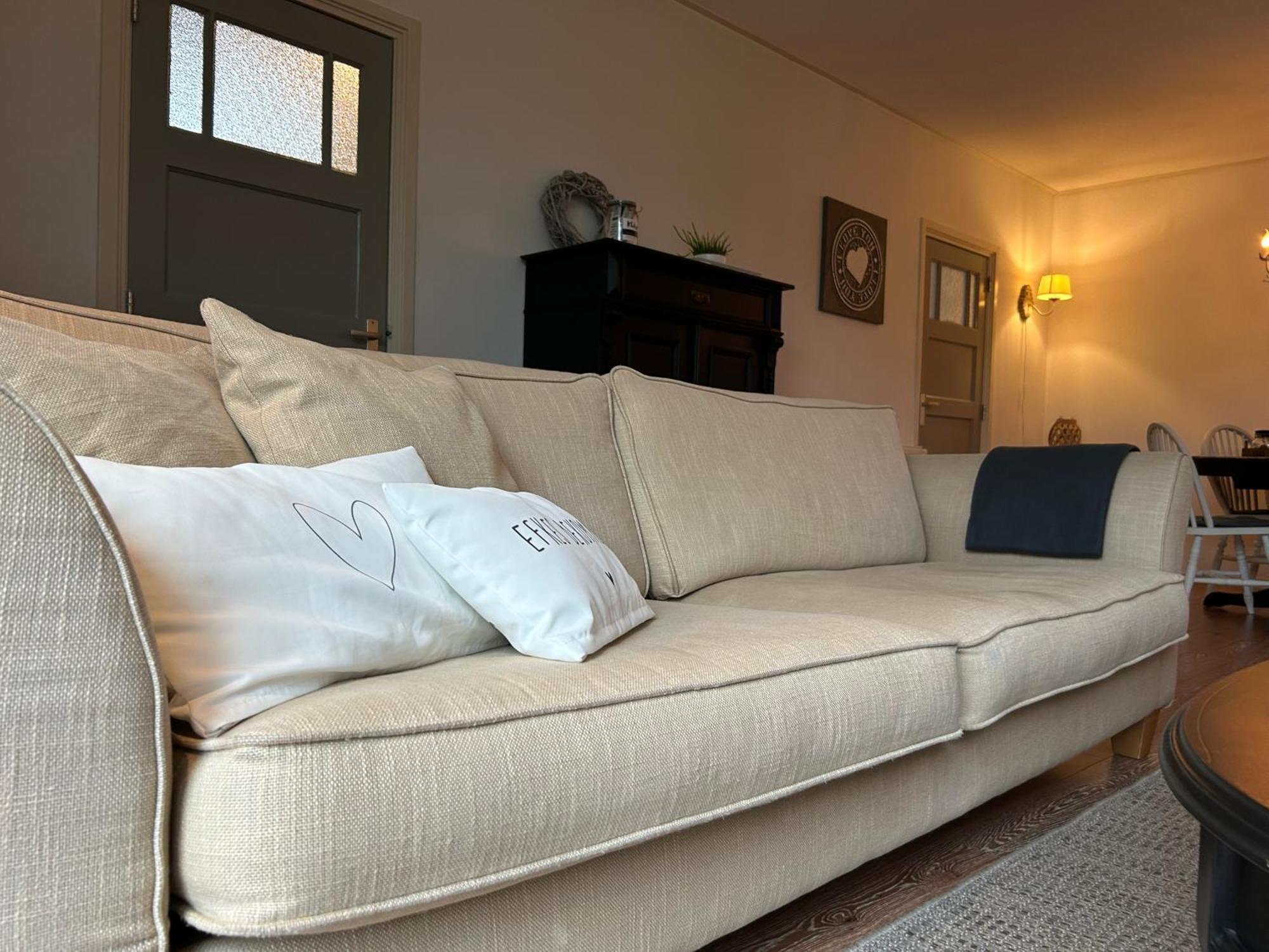 T'Hus Bed & Breakfast Katlijk Eksteriør bilde