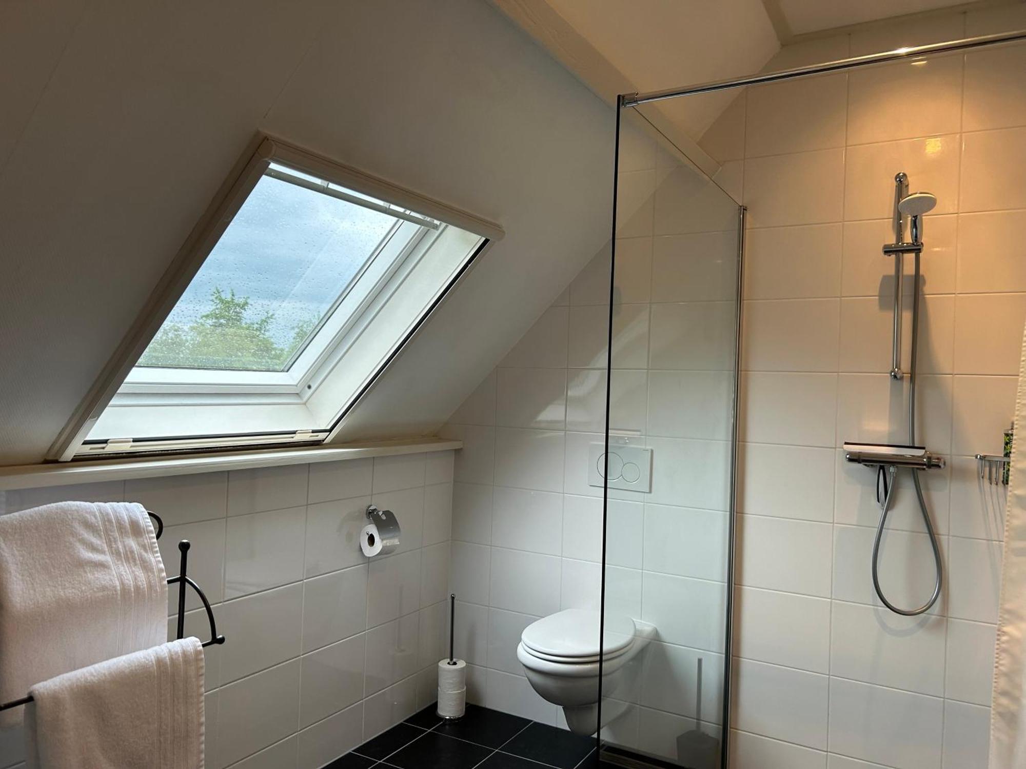 T'Hus Bed & Breakfast Katlijk Eksteriør bilde